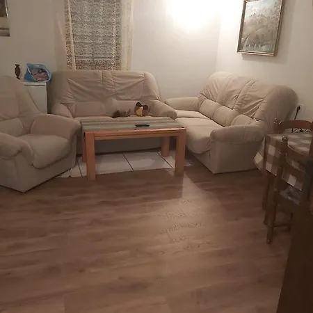 Vikendica Feriehus *